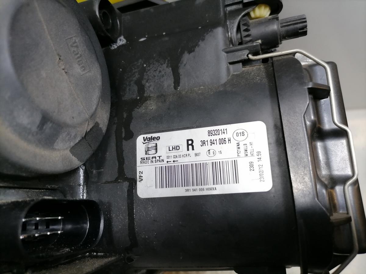 Seat Exeo original Scheinwerfer vorn rechts Halogen Bj.2012